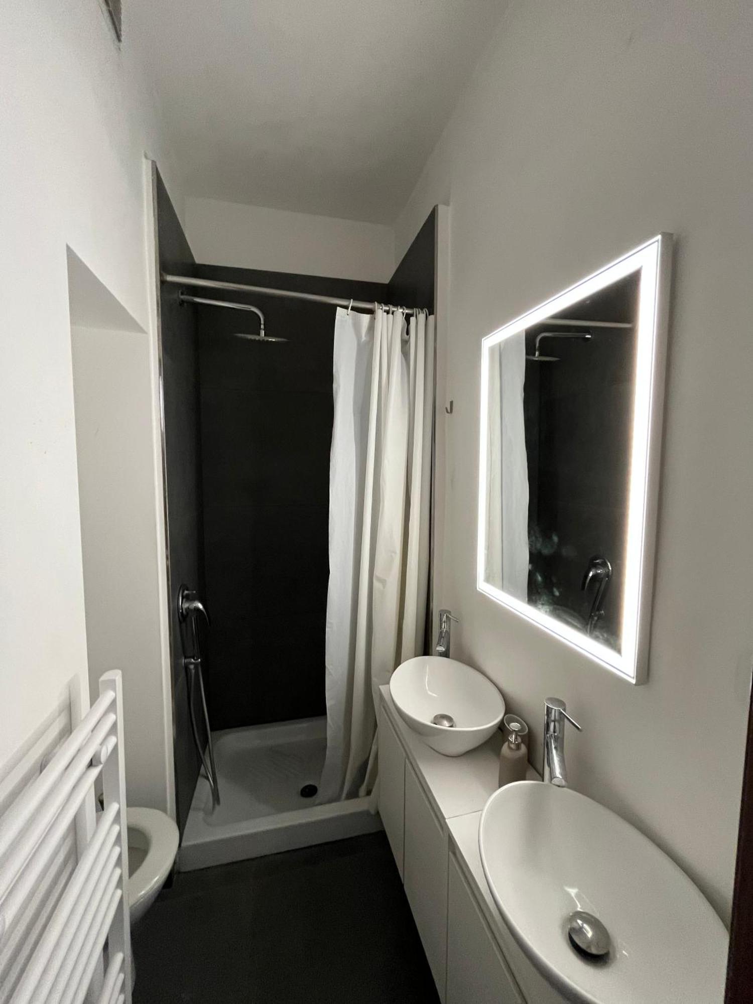 Porta Susa Rooms - Camere Porta Susa Turin Ngoại thất bức ảnh