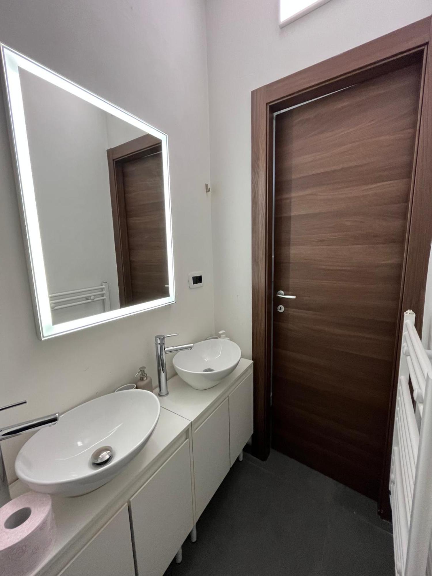 Porta Susa Rooms - Camere Porta Susa Turin Ngoại thất bức ảnh